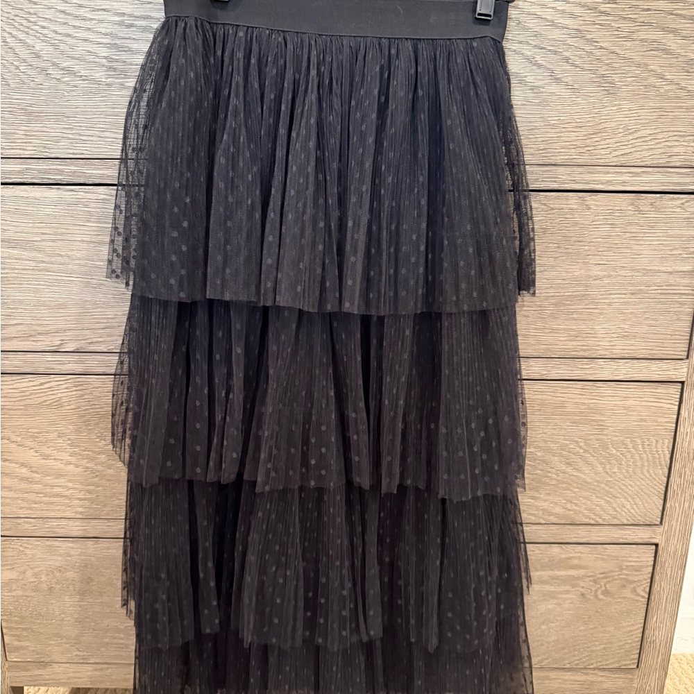 Chic Black Tiered A-Line Skirt Lacey stylish Madonna skirt